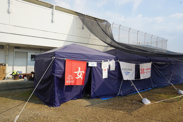 氷川中学校の仮設入浴施設