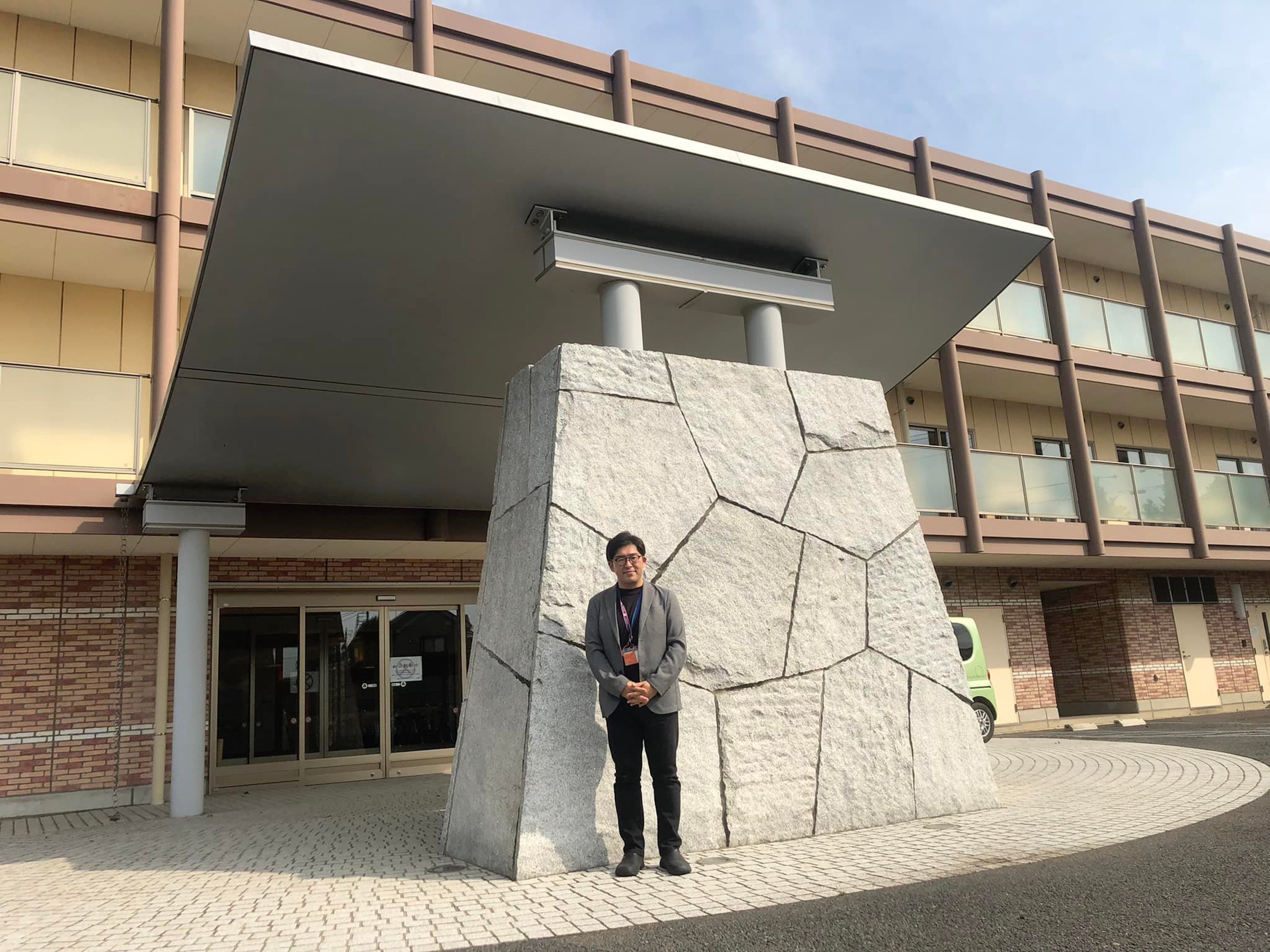 谷本力也（たにもと・りきや）社会福祉法人 天佑が運営する特別養護老人ホーム アンミッコ（埼玉県所沢市）の職員。社会福祉士、主任介護支援専門員・相談員。