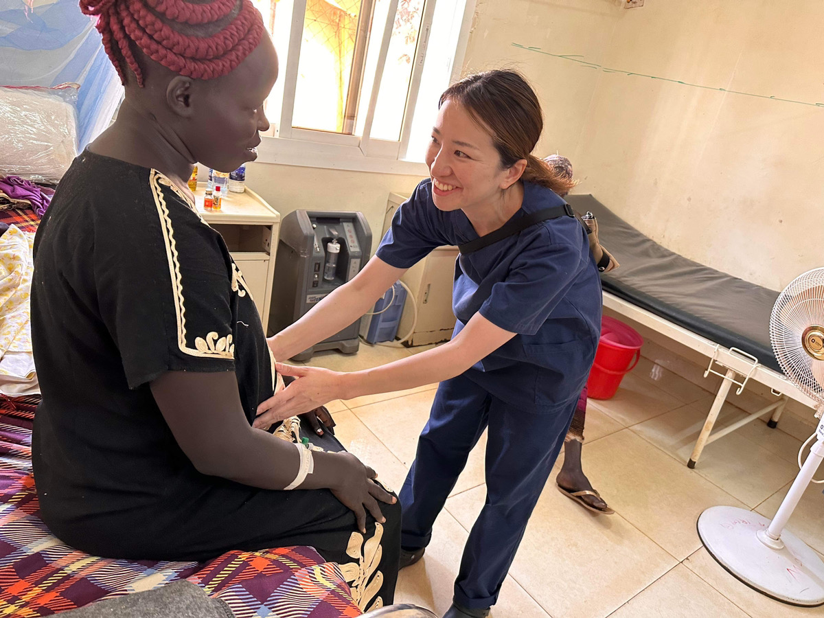 国境なき医師団の一員として活動する産婦人科医、森田恵子さん©MSF