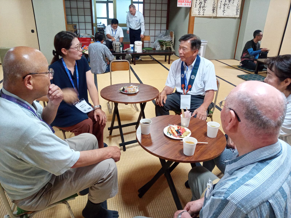 教区僧侶が中心となって開く寺カフェ